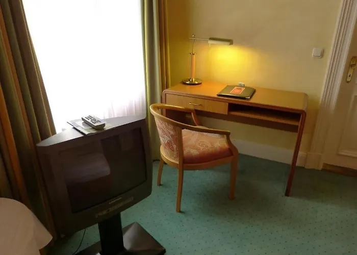 Hotel Vorbach 3*